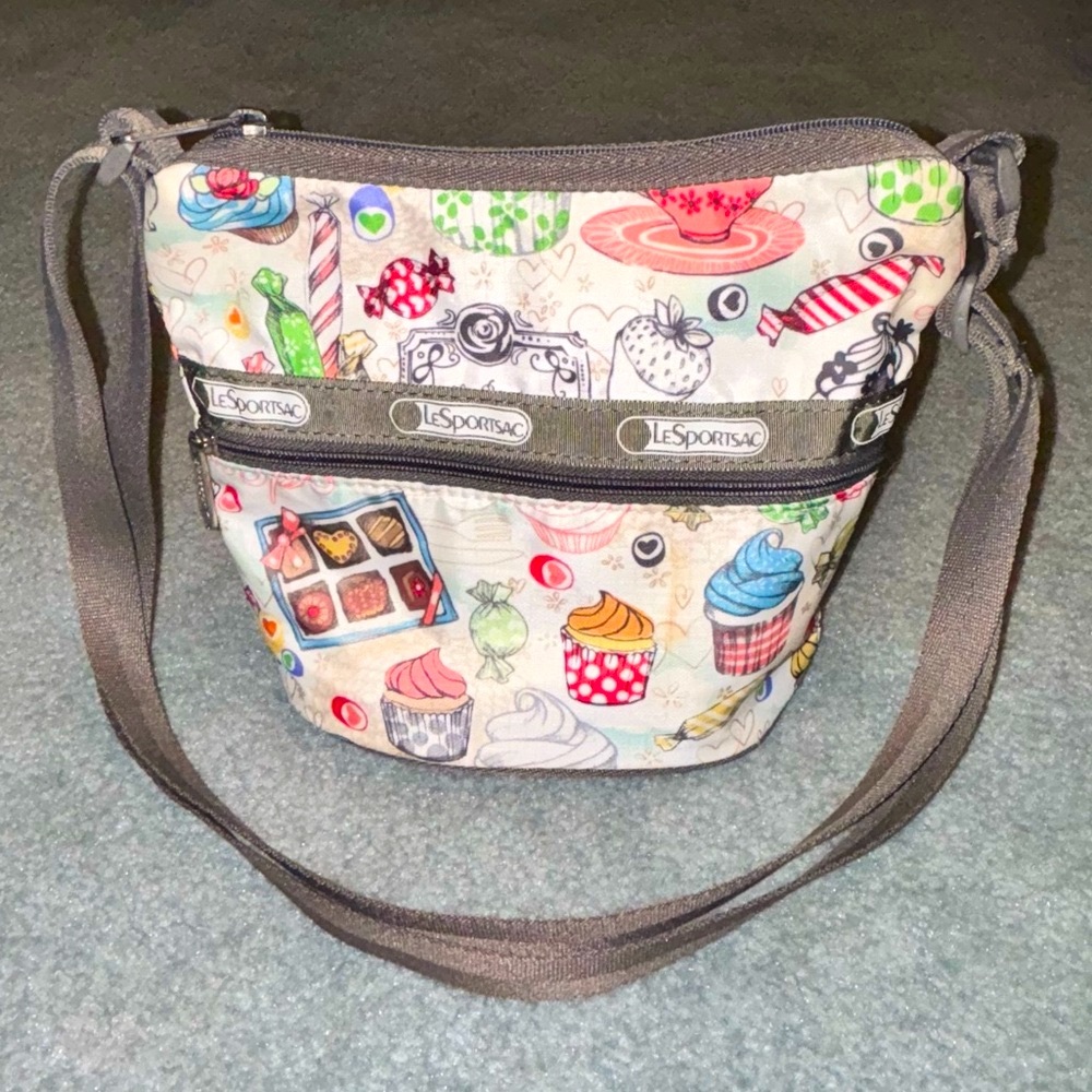 Lesportsac “Happy Day” Exclusive Limited Edition Bag Purse Handbag